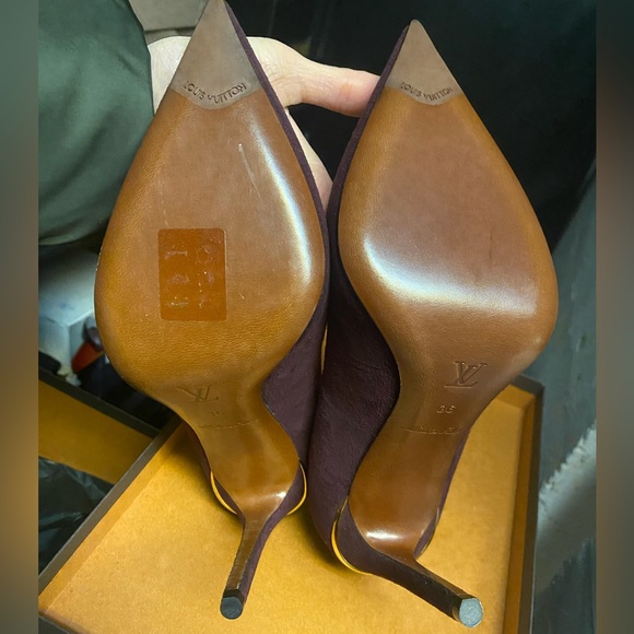 Louis Vuitton Heels - Picture 3 of 3